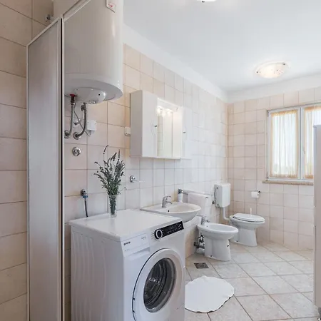 Apartamento Pinta Mit Grossem Garten By Interhome Dajla