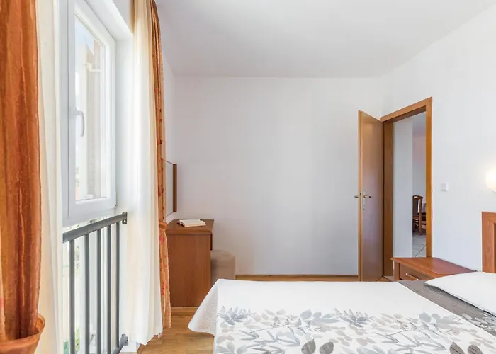 Pinta Mit Grossem Garten By Interhome Appartement