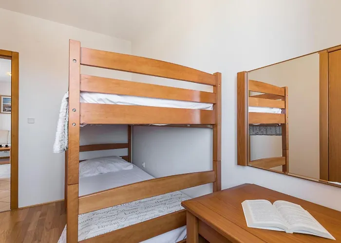 Pinta Mit Grossem Garten By Interhome Dajla